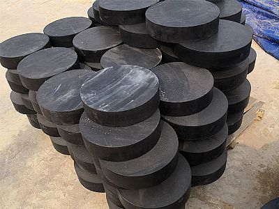 凤山县板式橡胶支座由若干层橡胶片与薄钢板经加压硫化
